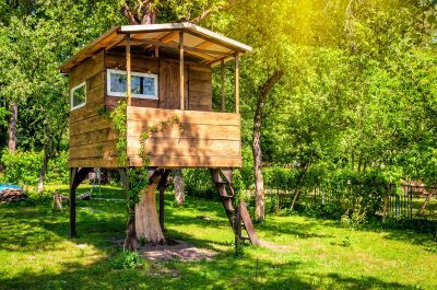 Playhouse Assembly