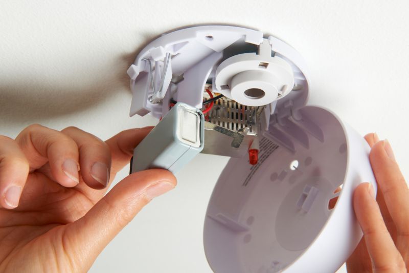 Smoke Alarm Battery Changing